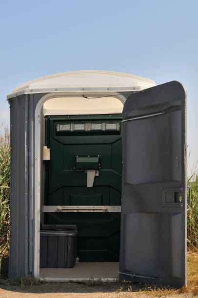 Affordable portable toilet rental in Lasalle, IL