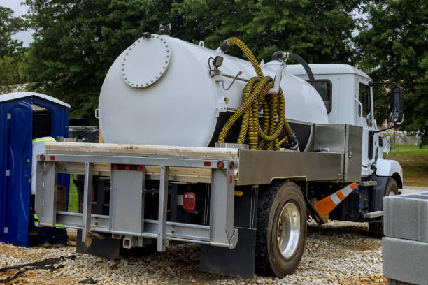 Best Portable bathroom rental  in Lasalle, IL